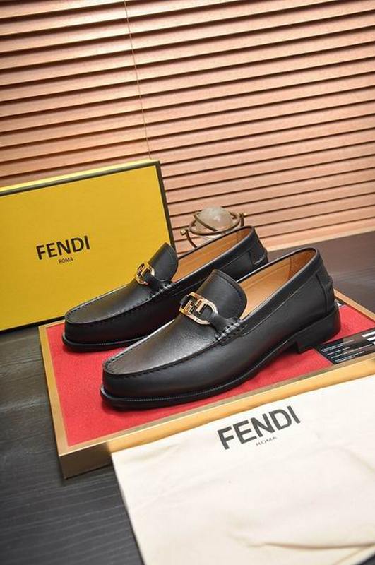 Fendi Men's Shoes 489